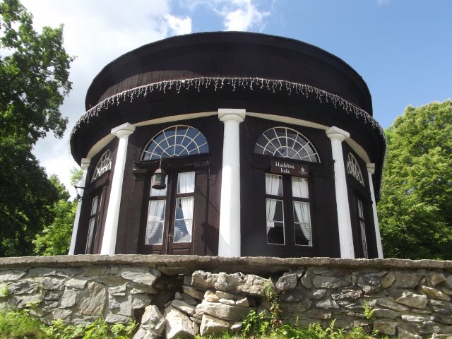 Lázeňský hudební pavilon